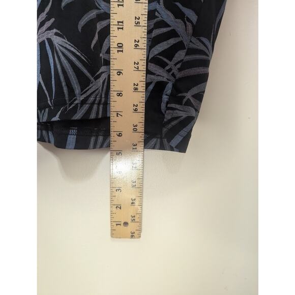 Travis Mathew Shirt Mens XL Black Buzz Words Leaf Print Pima Cotton Polo - Picture 3 of 5